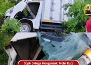 Sopir Diduga Mengantuk, Mobil Rute Baubau–Kendari Hantam Tiang Listrik di Laeya Buton Utara
